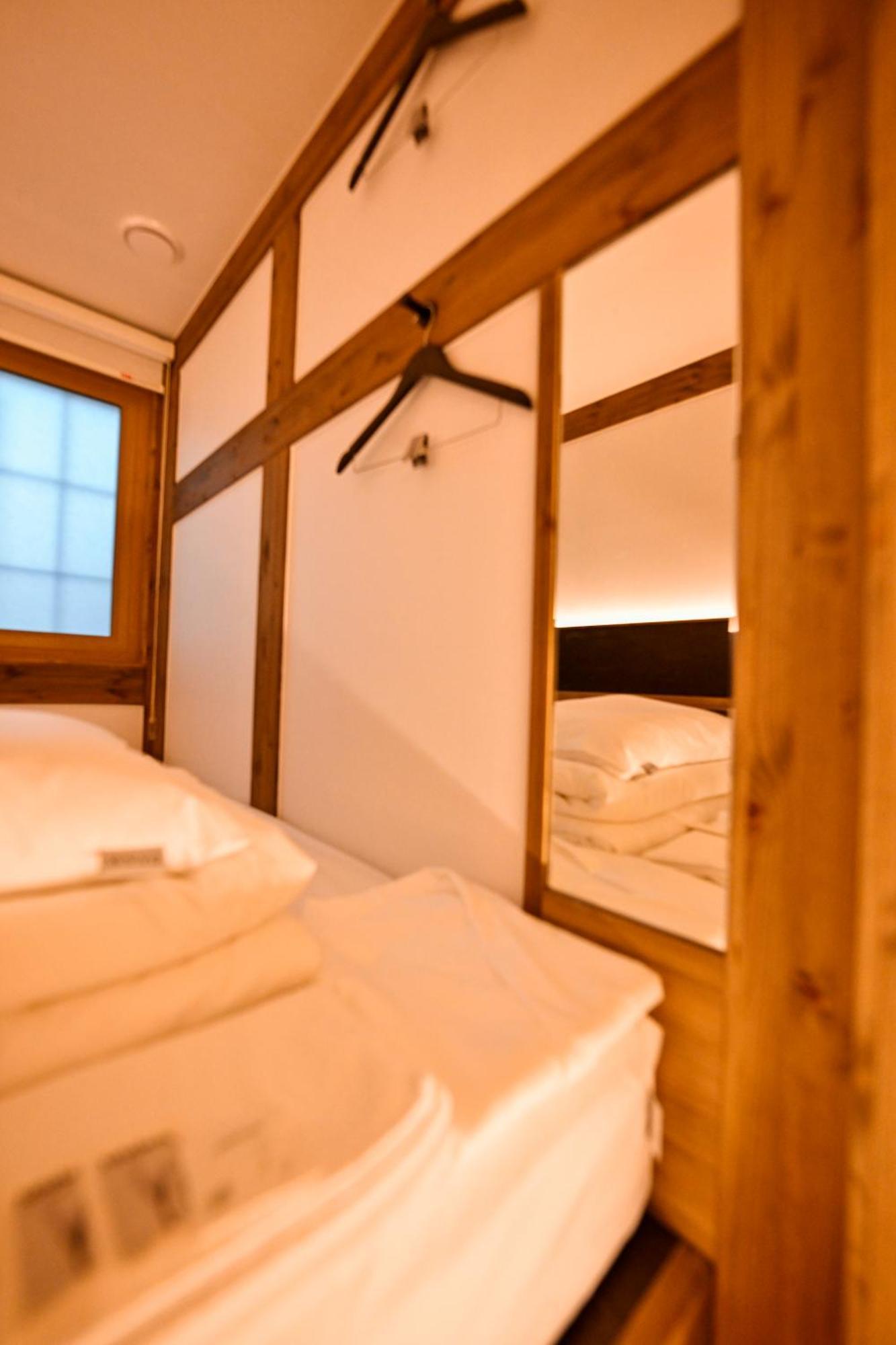 Hanok Daam *