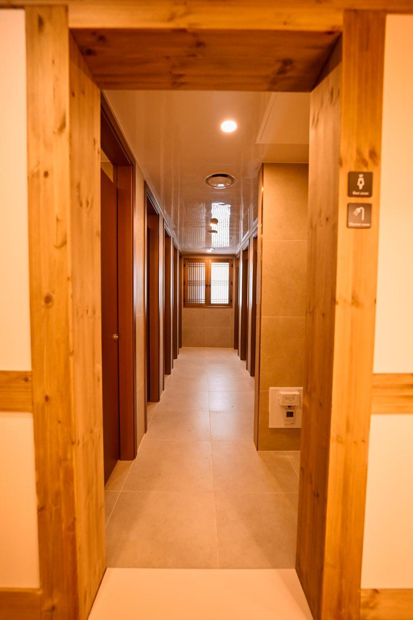 Hotel Hanok Daam *