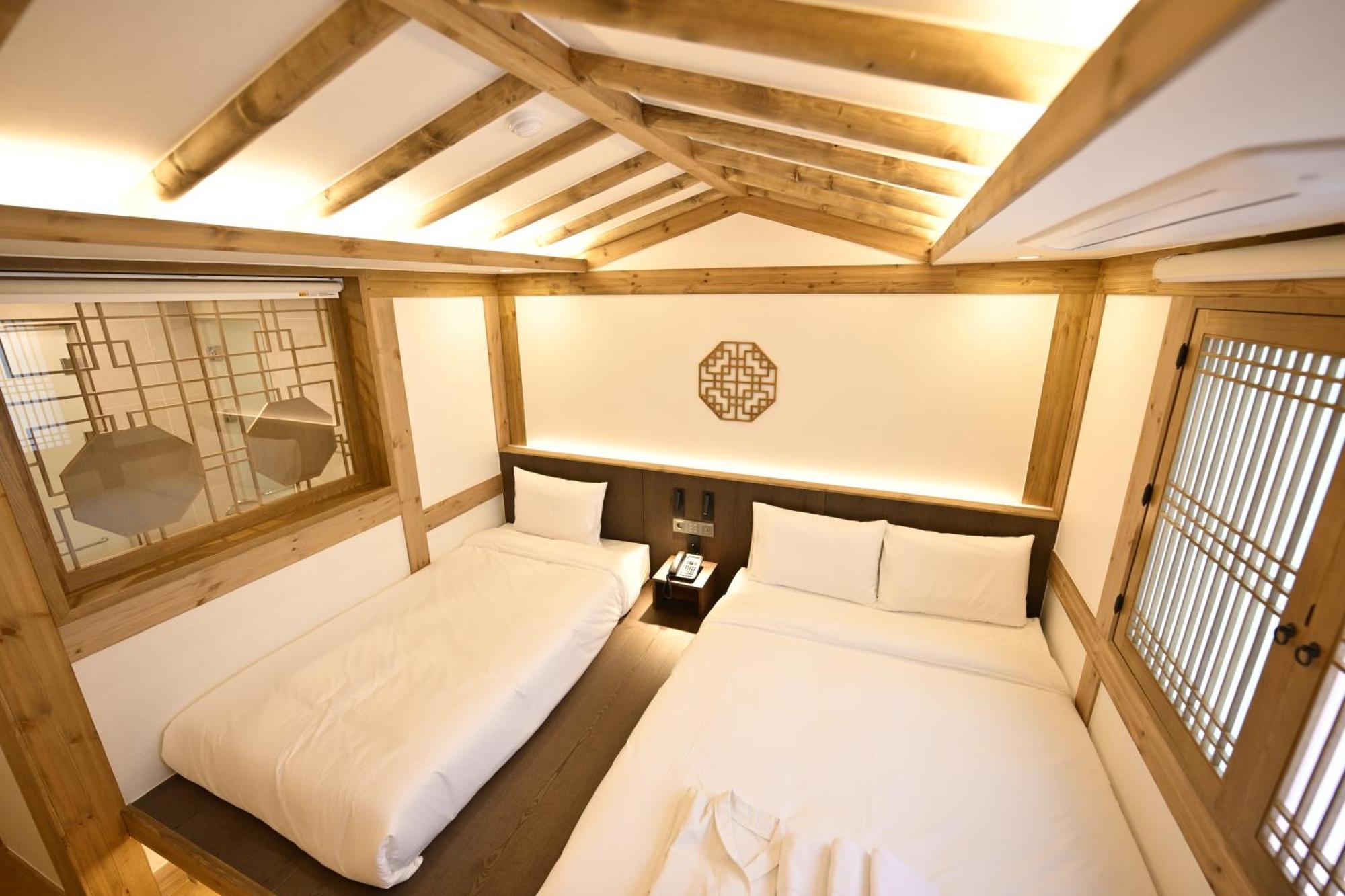 Hanok Daam Hotel *