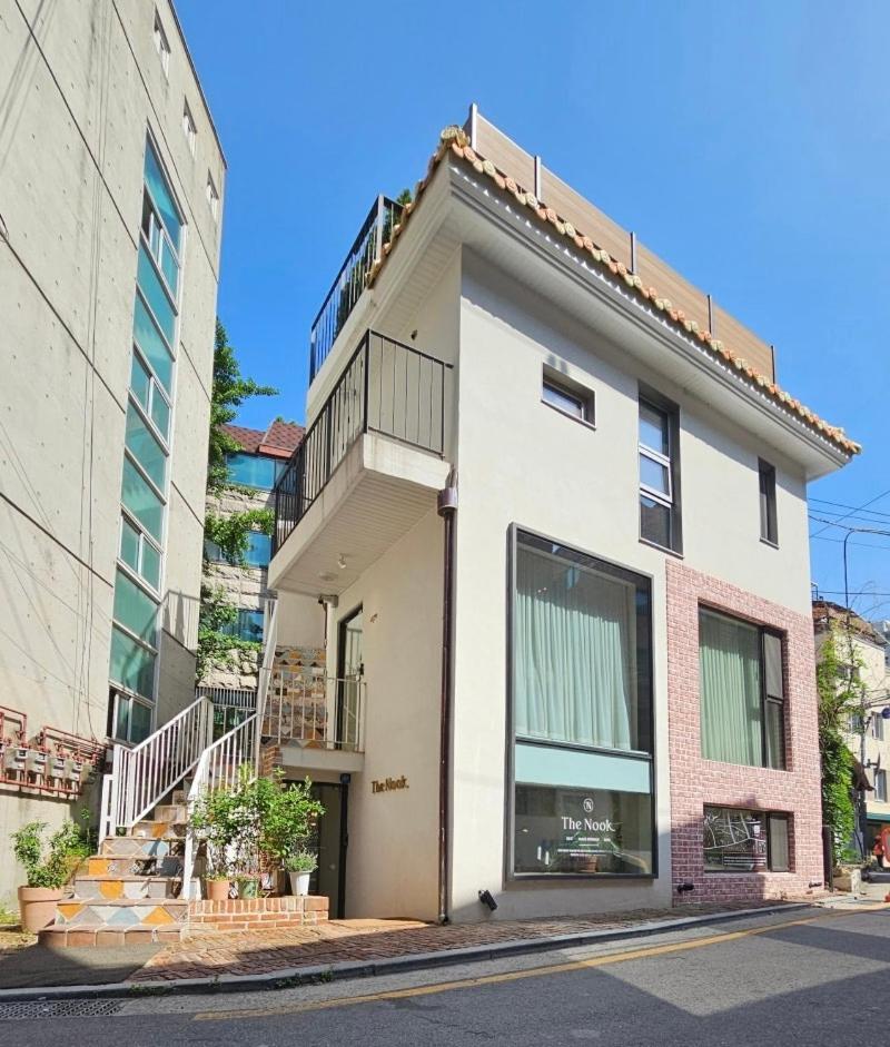 Private 3br Modern House With Fantastic Terrace Villa
