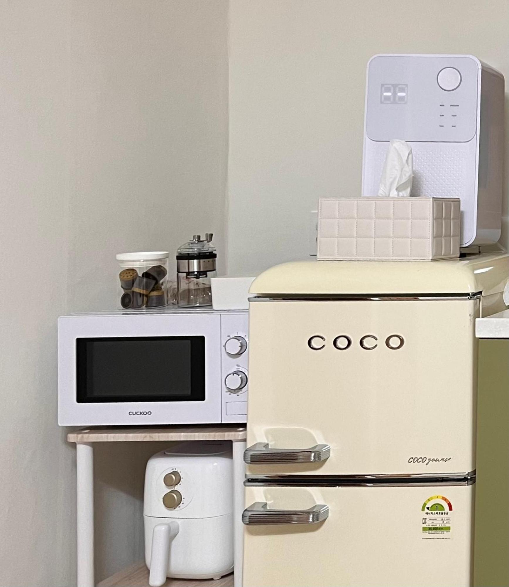 Seoul, Goody Station 8 Minutes Walk, Airport Bus 5 Minutes Walk, Subway Line 2, Transportation Convenience, Location, Guro Digital Complex Hana Villa Seoul
