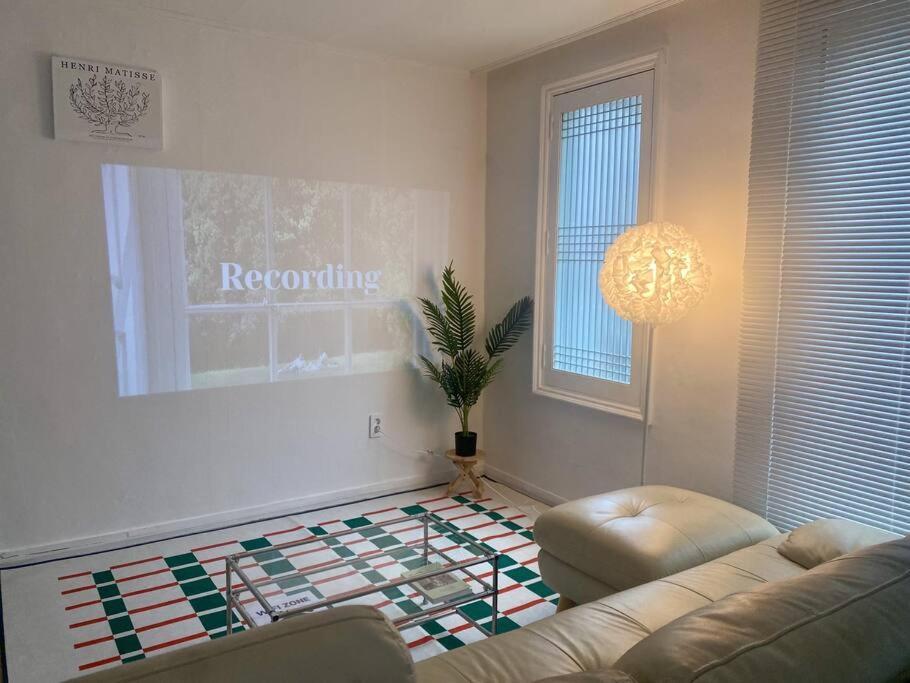 Slow Ddp Apartment *