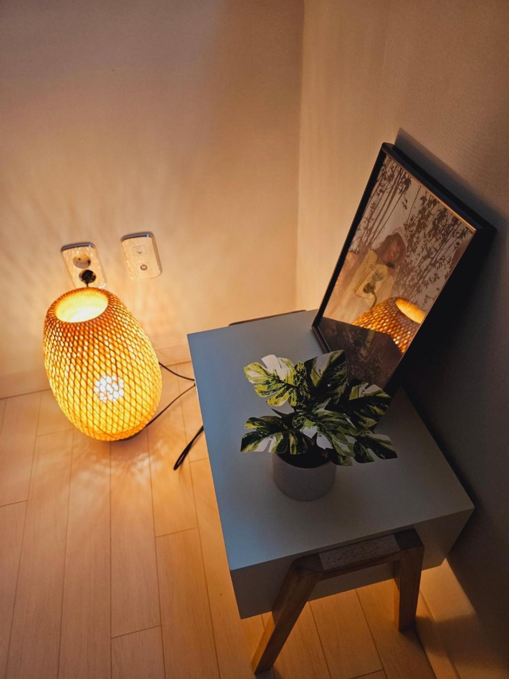Hwaogok Large Three Bedroom - 10mins To Gimpo Airport Villa