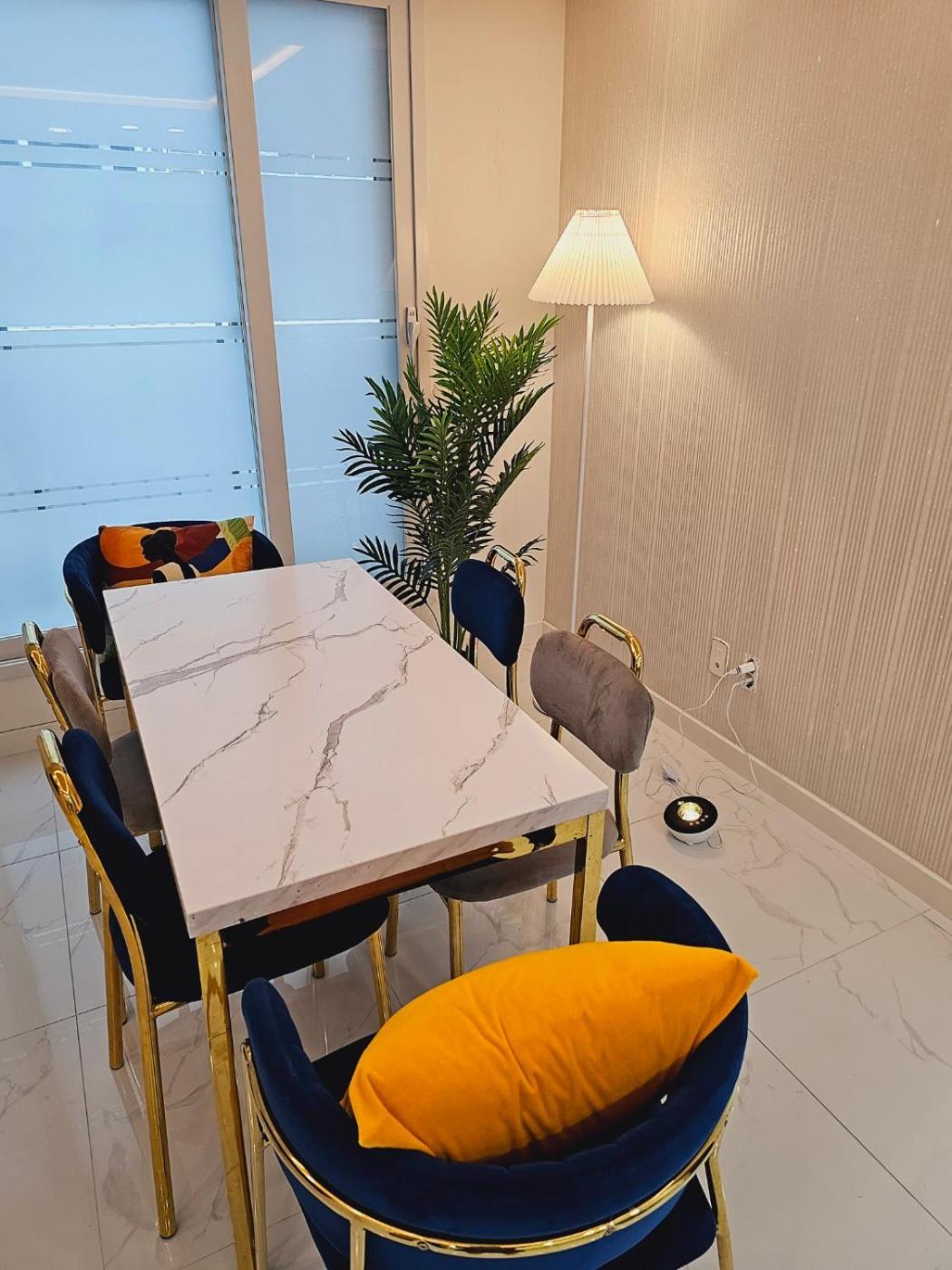 Villa Hwaogok Large Three Bedroom - 10mins To Gimpo Airport