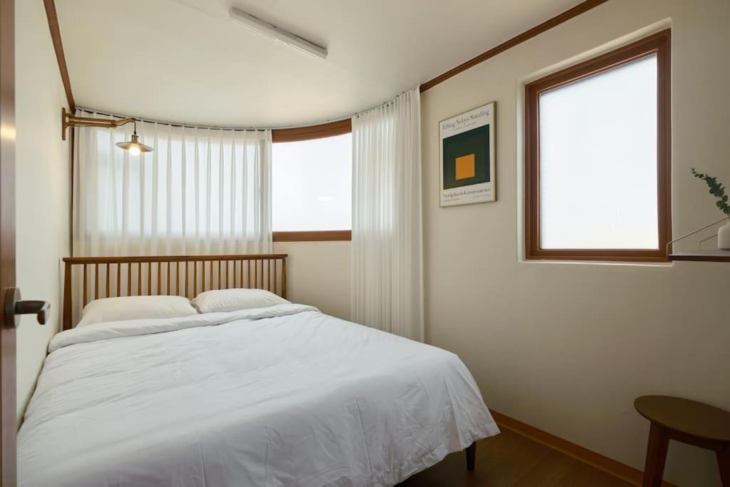 Near Kspo-dome 3bedrooms 4beds Seoul