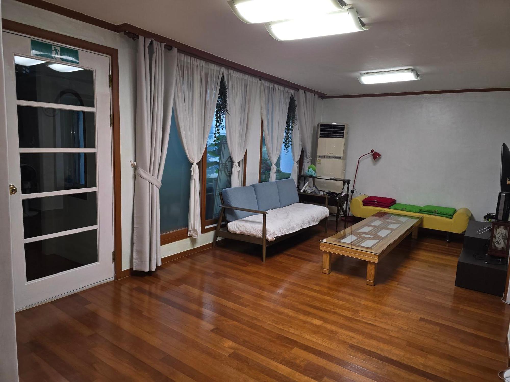 Rumah tetamu Ok Seoul
