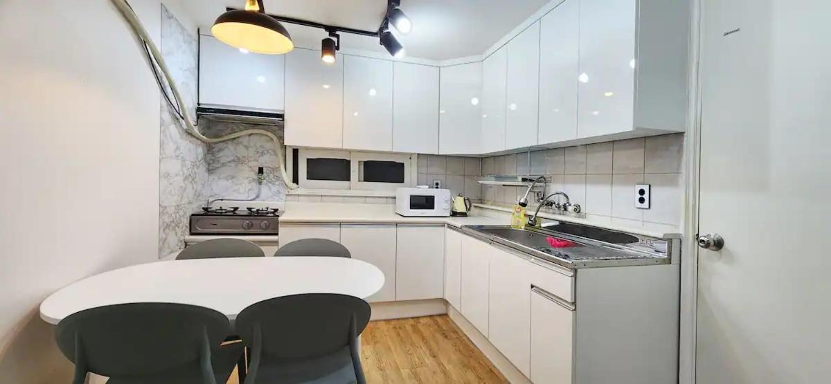 K-1 Hongdae Yeontral Park Apartment