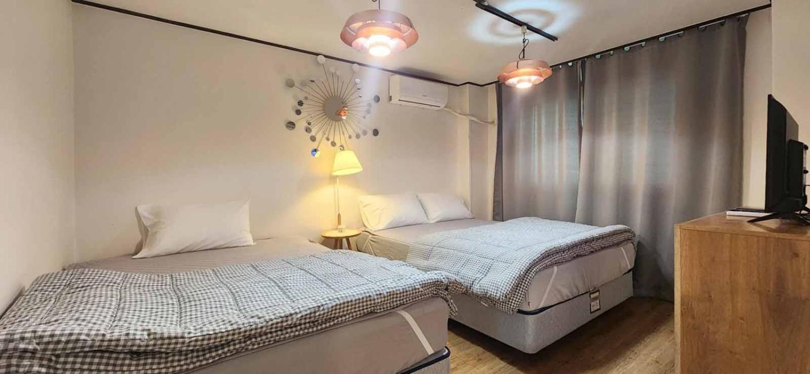 Apartment K-1 Hongdae Yeontral Park *