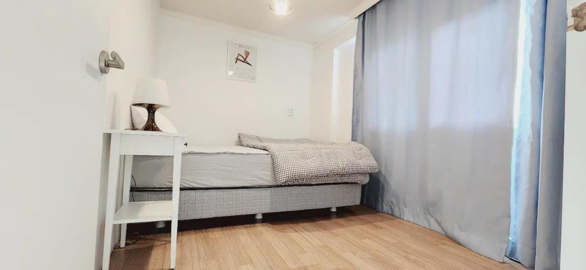 Apartment B-1 White Linen House Seoul