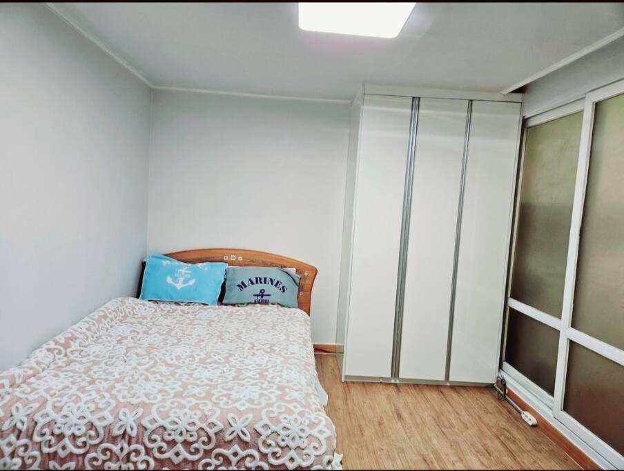 Orange House Yeoksam Apartment