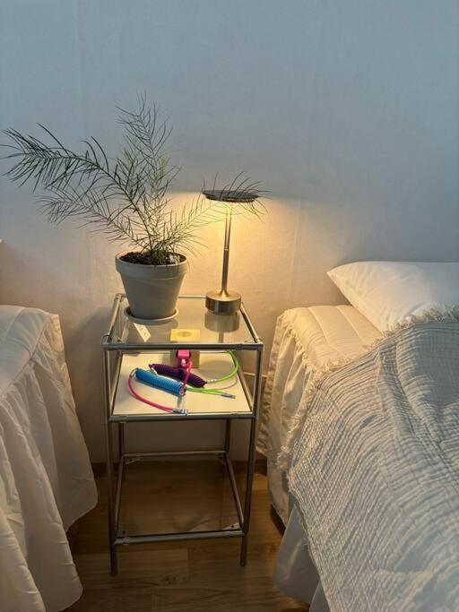 Hannah Apartment *