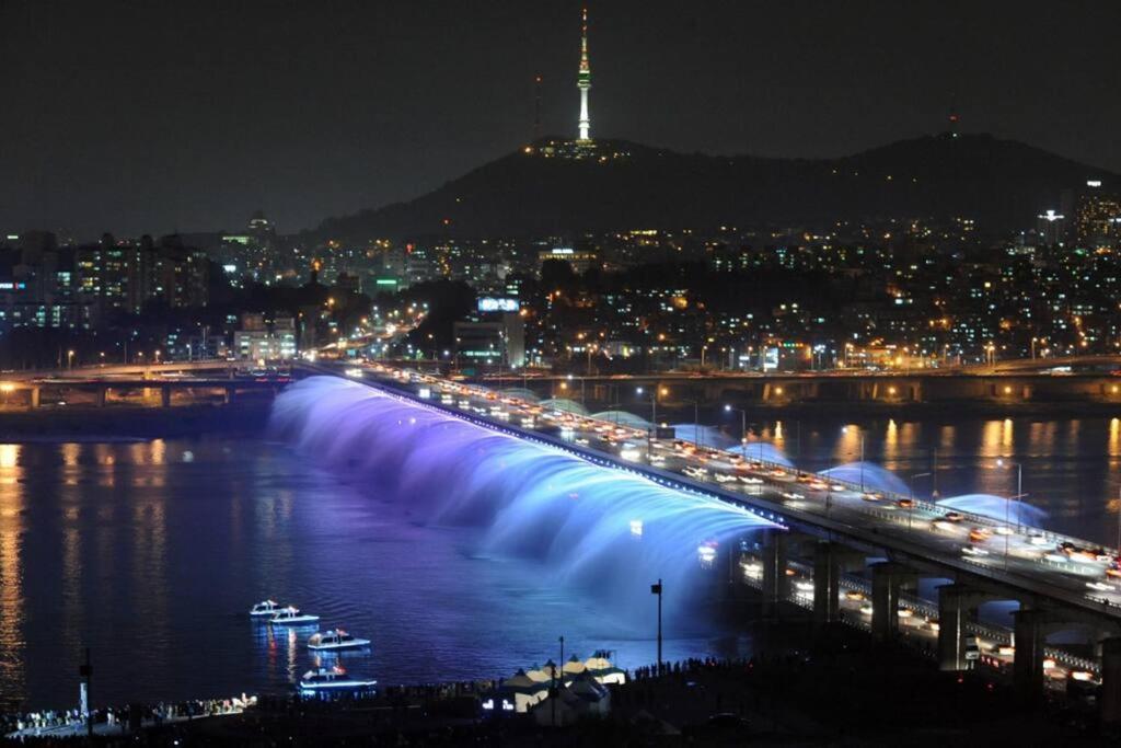 The Cozy Nonhyeon, Gangnam Eonju Station 5 Min, 2 Bedrooms, Premium Beds, Value For Money, Biz Trip Apartamento Seul
