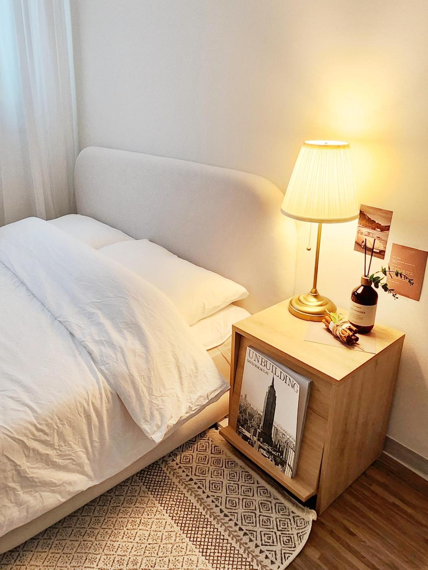 Stay Cozy Gangnam Style Trip, 3Min To Subway, Calm & Chic Home *
