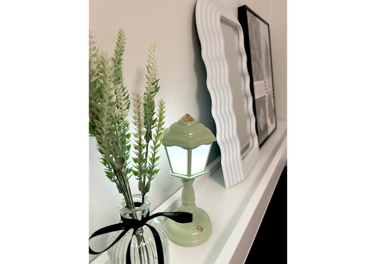 Apartment Open Special Price, A Beautiful Accommodation, Seoul, Station In Front Of Hankuk Of Foreign Studies, Bedding, Queen3, Bathroom1, Remodeling, Cozy, Yellow Moon Seoul