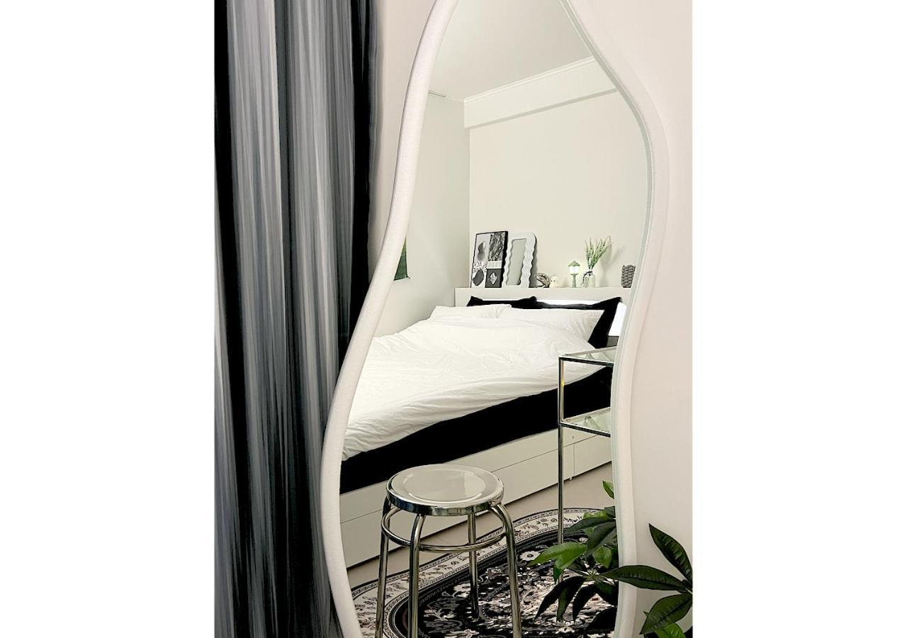 Open Special Price, A Beautiful Accommodation, Seoul, Station In Front Of Hankuk Of Foreign Studies, Bedding, Queen3, Bathroom1, Remodeling, Cozy, Yellow Moon Apartment
