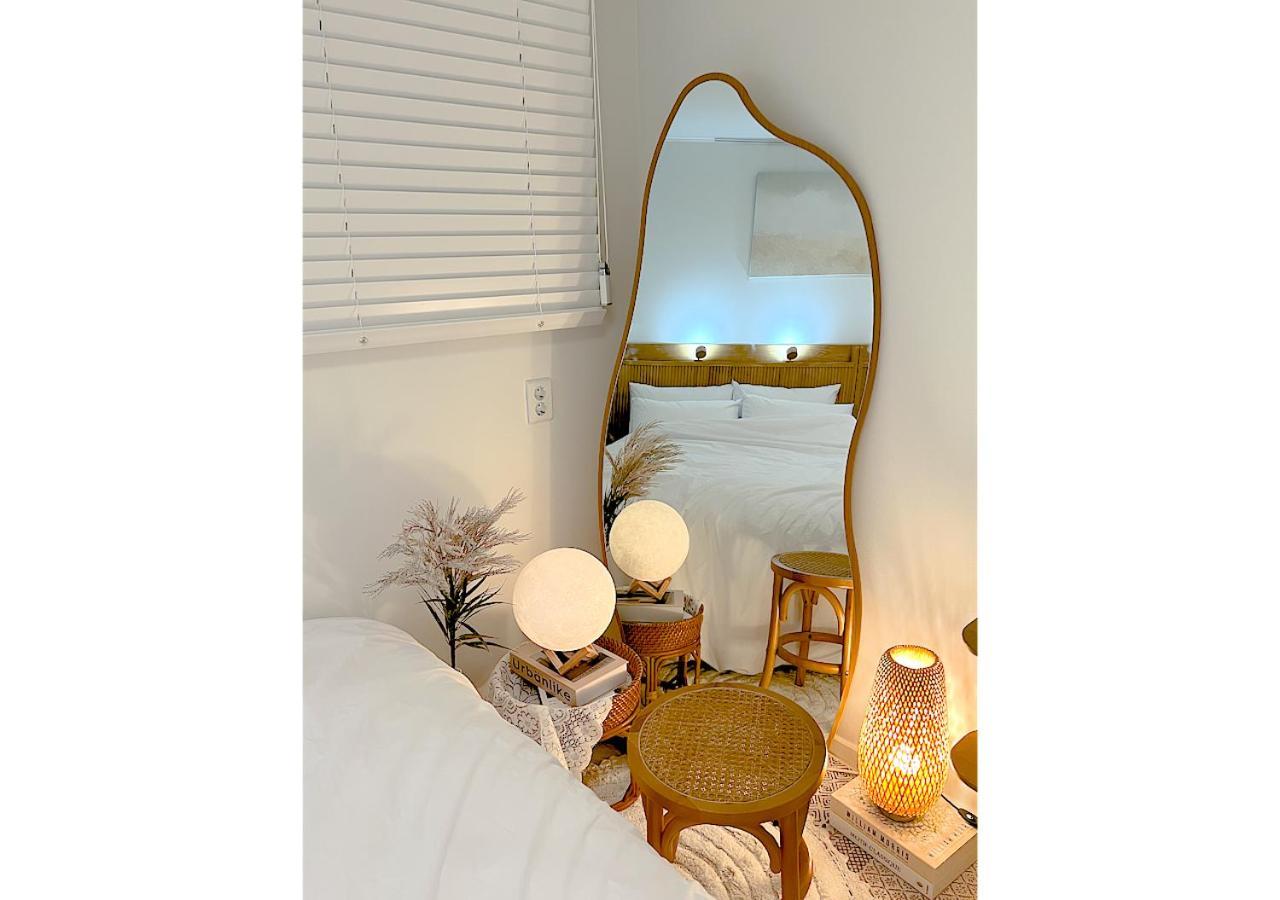 Open Special Price, A Beautiful Accommodation, Seoul, Station In Front Of Hankuk Of Foreign Studies, Bedding, Queen3, Bathroom1, Remodeling, Cozy, Yellow Moon Apartment