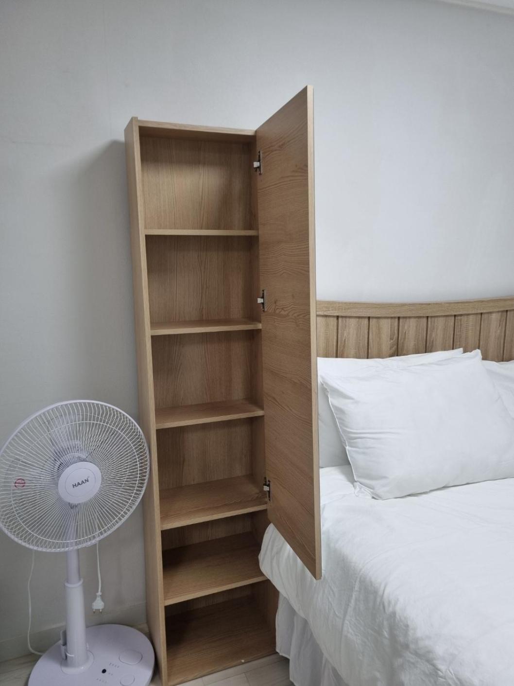 The Hideout - One Bedroom In Seoul- 2min From Subway Apartment *