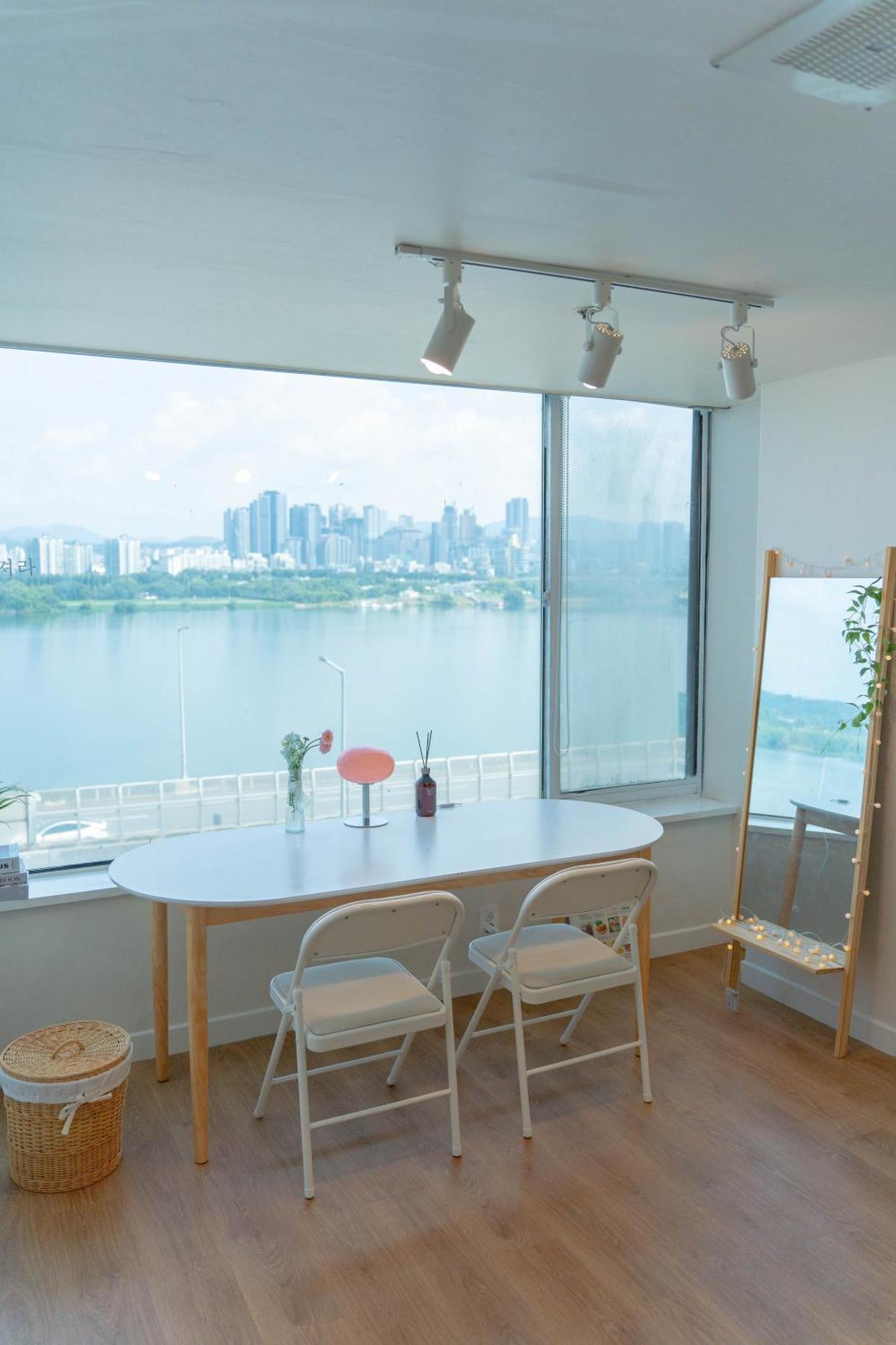 Apartment Yeondoo, River View Achasan Station Walkerhill Casino Asan Hospital Yes24 Live Hall *