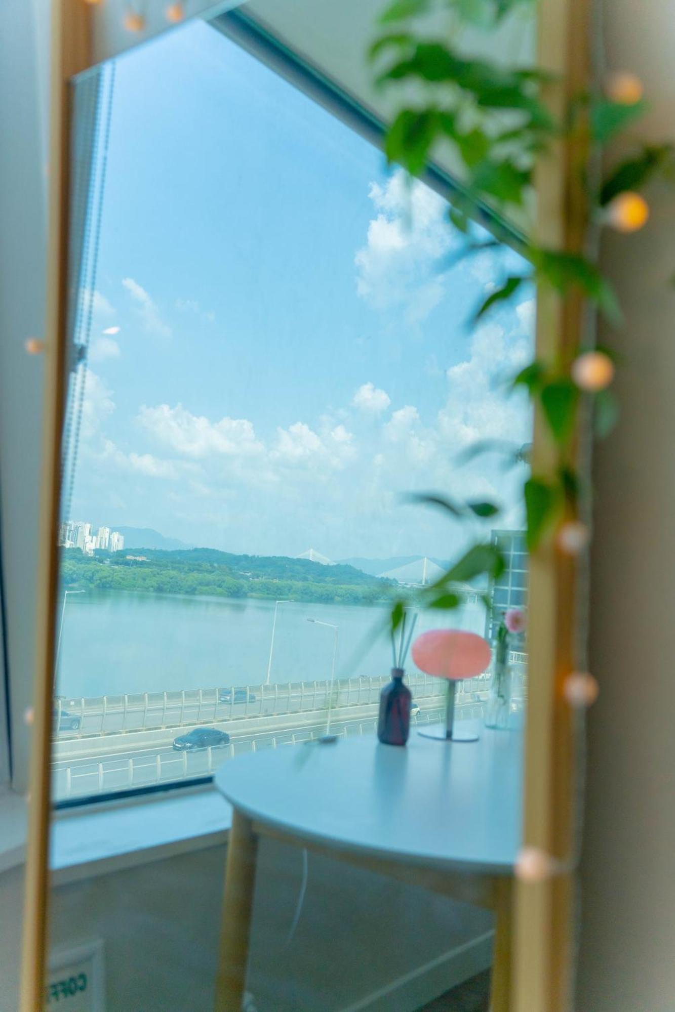 Yeondoo, River View Achasan Station Walkerhill Casino Asan Hospital Yes24 Live Hall *