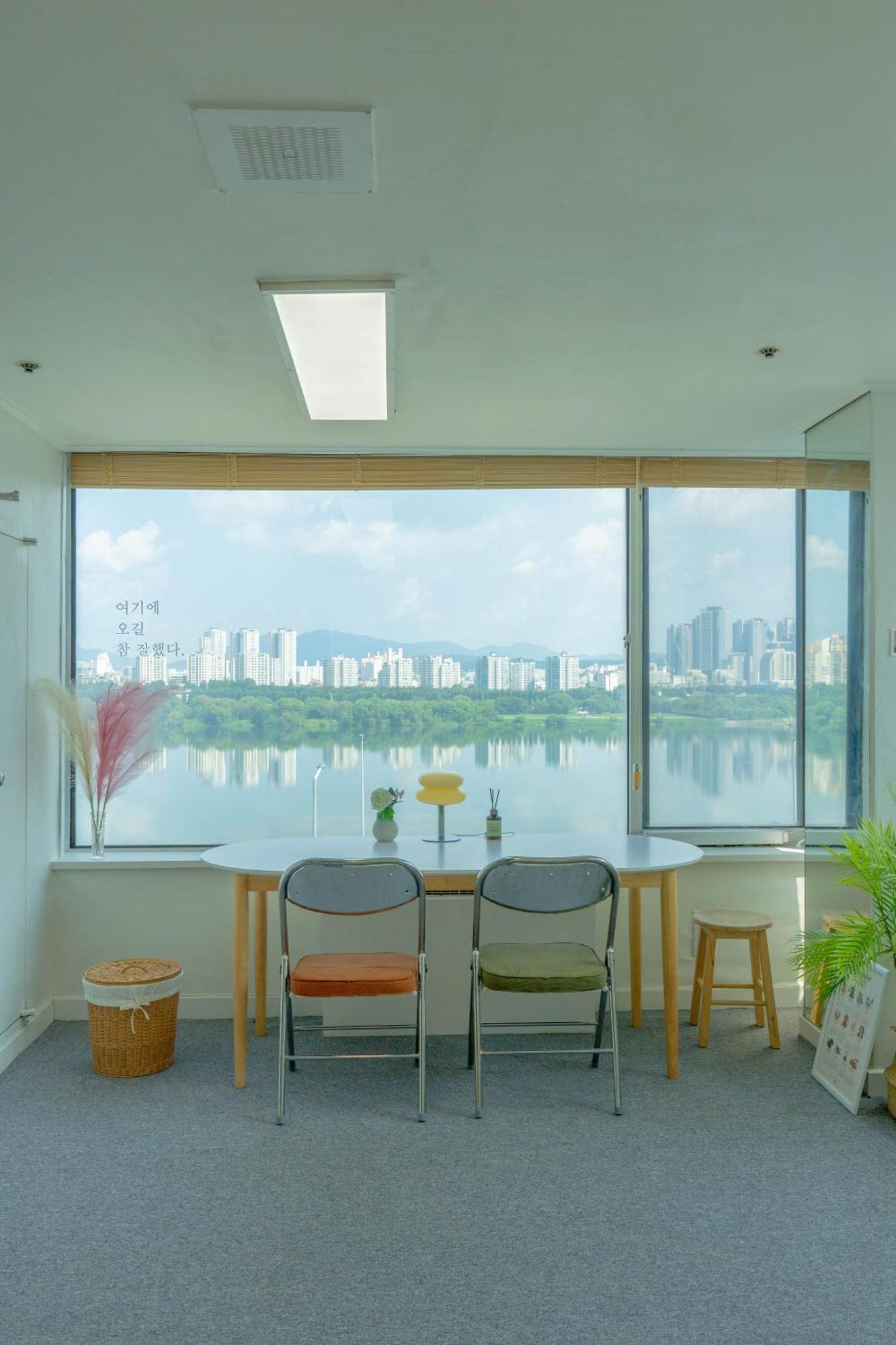 Apartment Yeondoo, River View Achasan Station Walkerhill Casino Asan Hospital Yes24 Live Hall