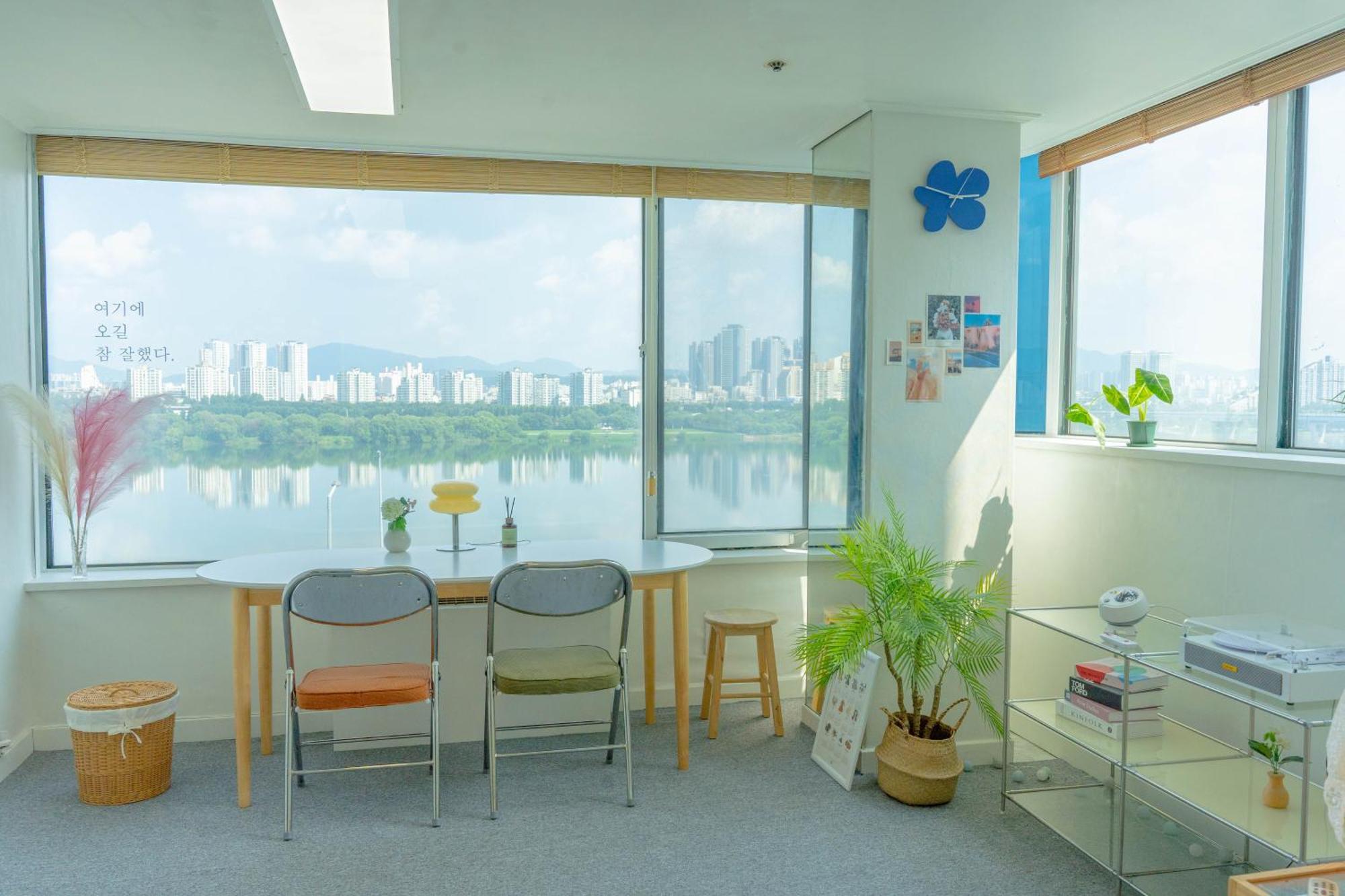 Yeondoo, River View Achasan Station Walkerhill Casino Asan Hospital Yes24 Live Hall * Seoul