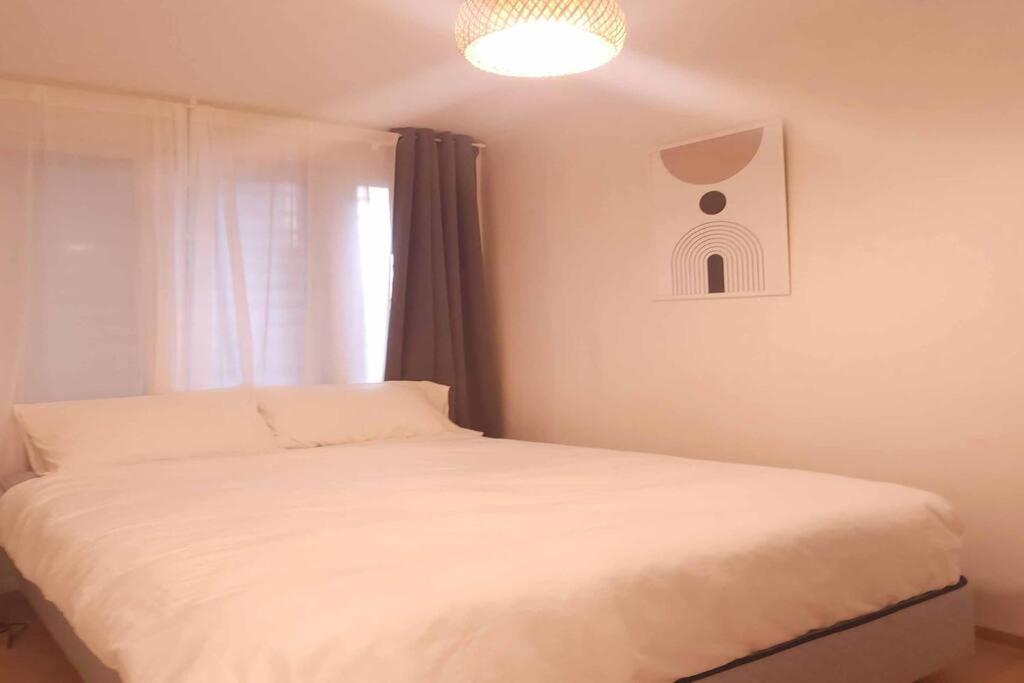K-10 White Linen House Seoul