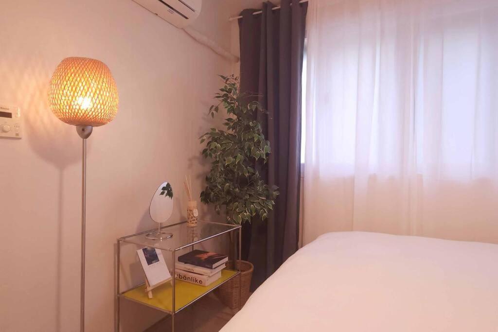 K-10 White Linen House Apartment *