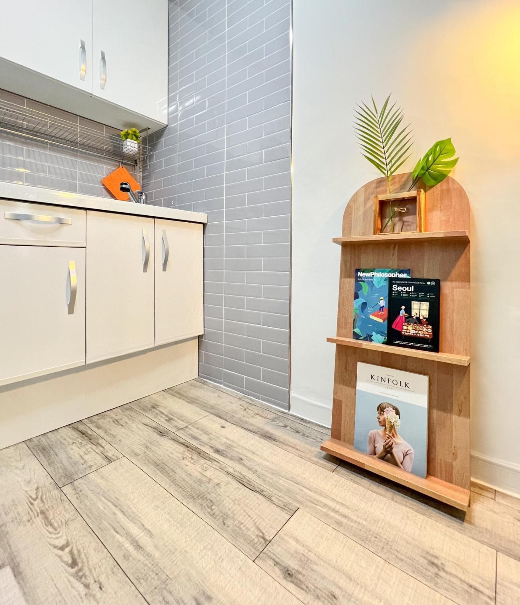Apartamento The Cozy Nonhyeon, Gangnam Eonju Station 5 Min, 2 Bedrooms, Premium Beds, Value For Money, Biz Trip *