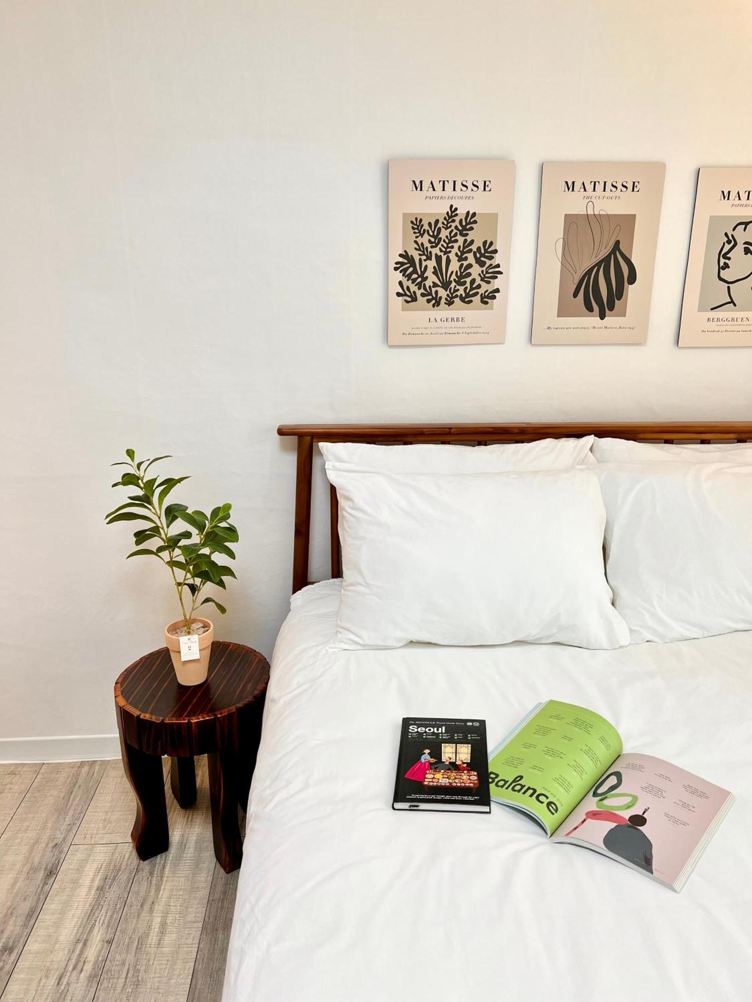 Apartamento The Cozy Nonhyeon, Gangnam Eonju Station 5 Min, 2 Bedrooms, Premium Beds, Value For Money, Biz Trip