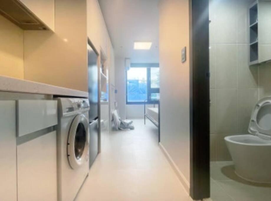 Yeoksam W House R612 Apartment Seoul