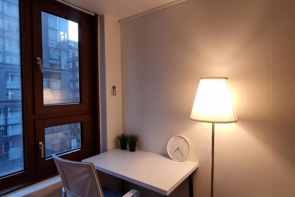 Yeoksam W House R612 Apartment