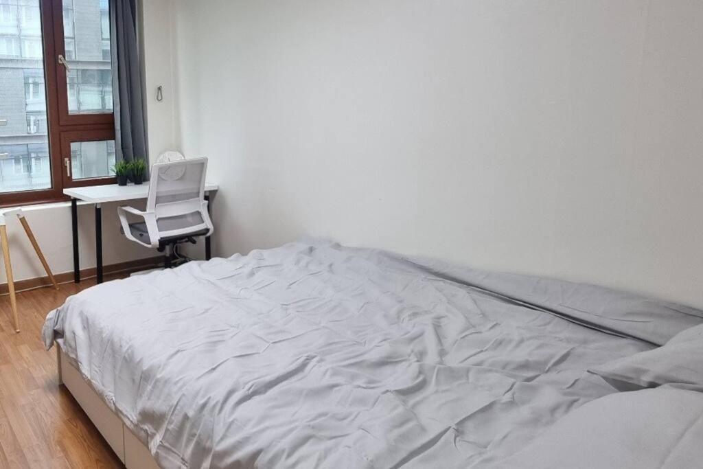 Yeoksam W House R612 Apartment Seoul