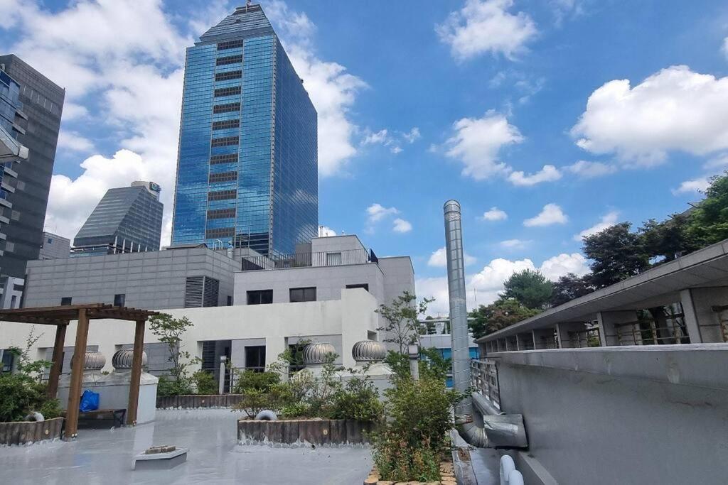 Apartment Yeoksam W House R612