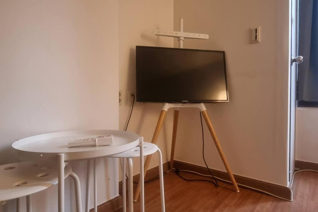 Apartment Yeoksam W House R612 Seoul