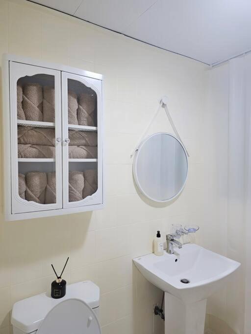 Serenity House, Apartment