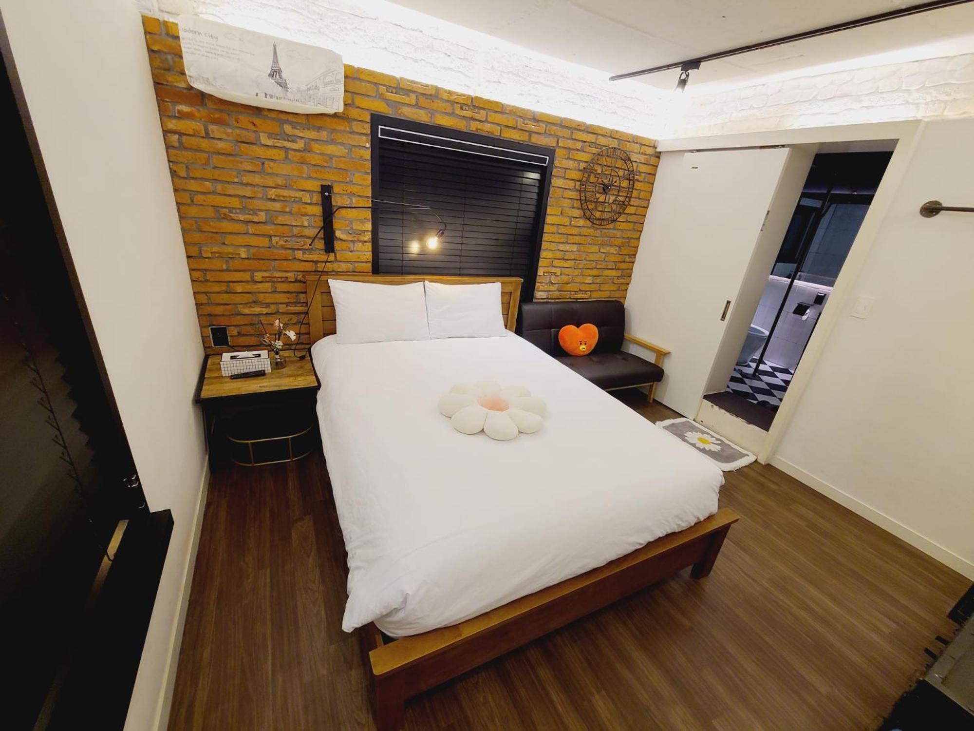 Guest house Bias K-girl - Women Only