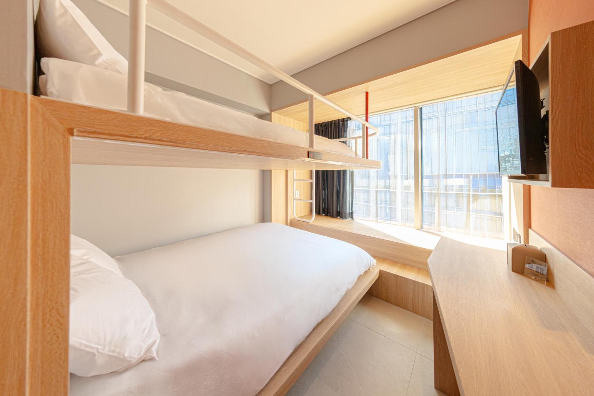 Hotel Uhoostay Myeongdong *