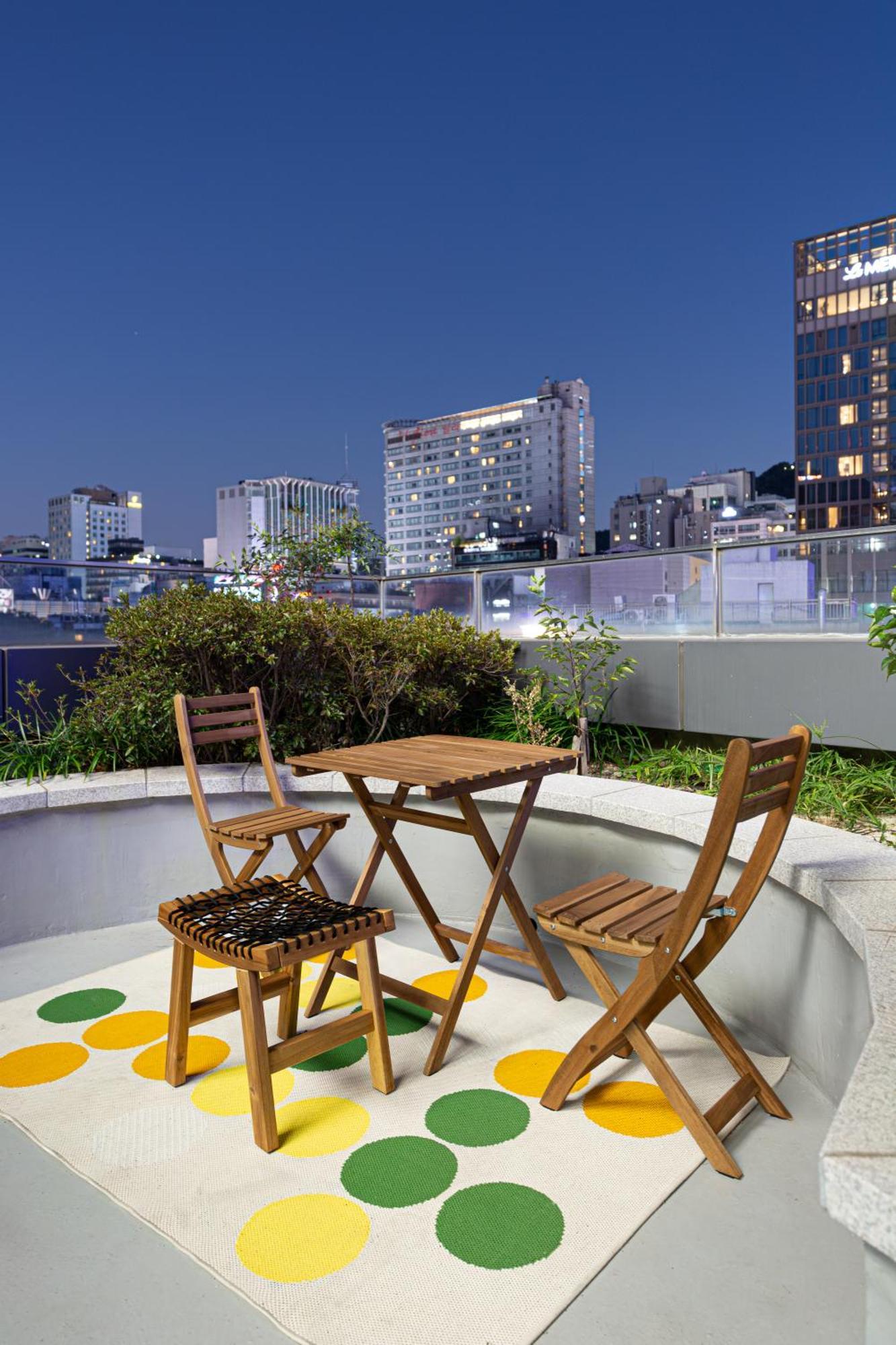 Uhoostay Myeongdong Hotel Seul