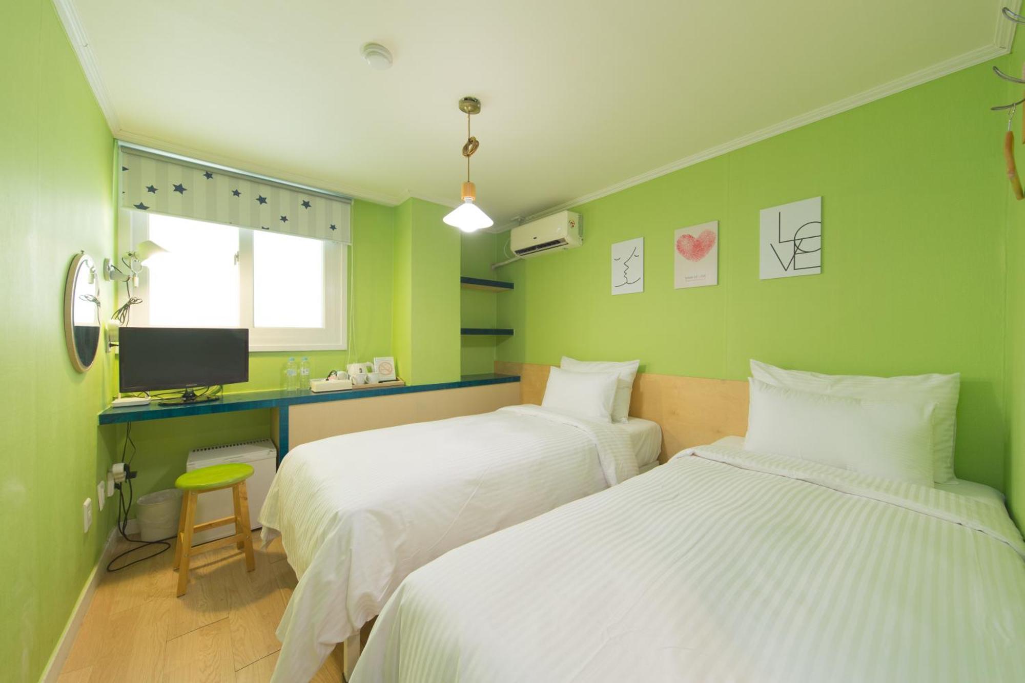 Travel Monster Guest house 3*