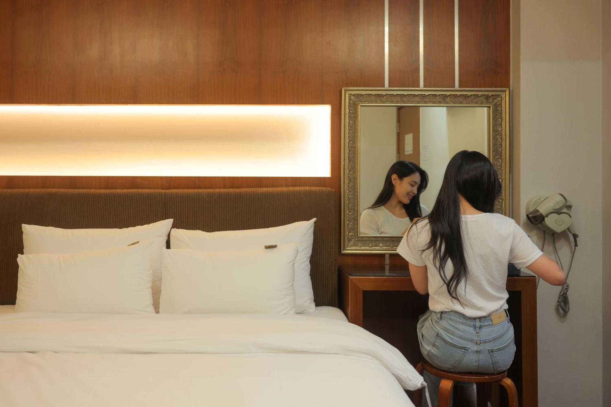 Motel New Day Gangnam