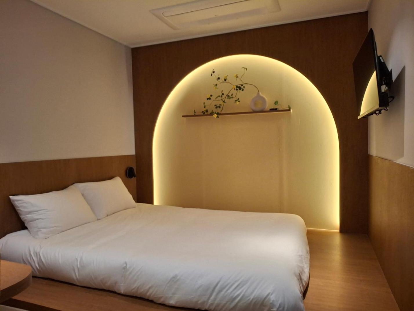 Huga Hostel