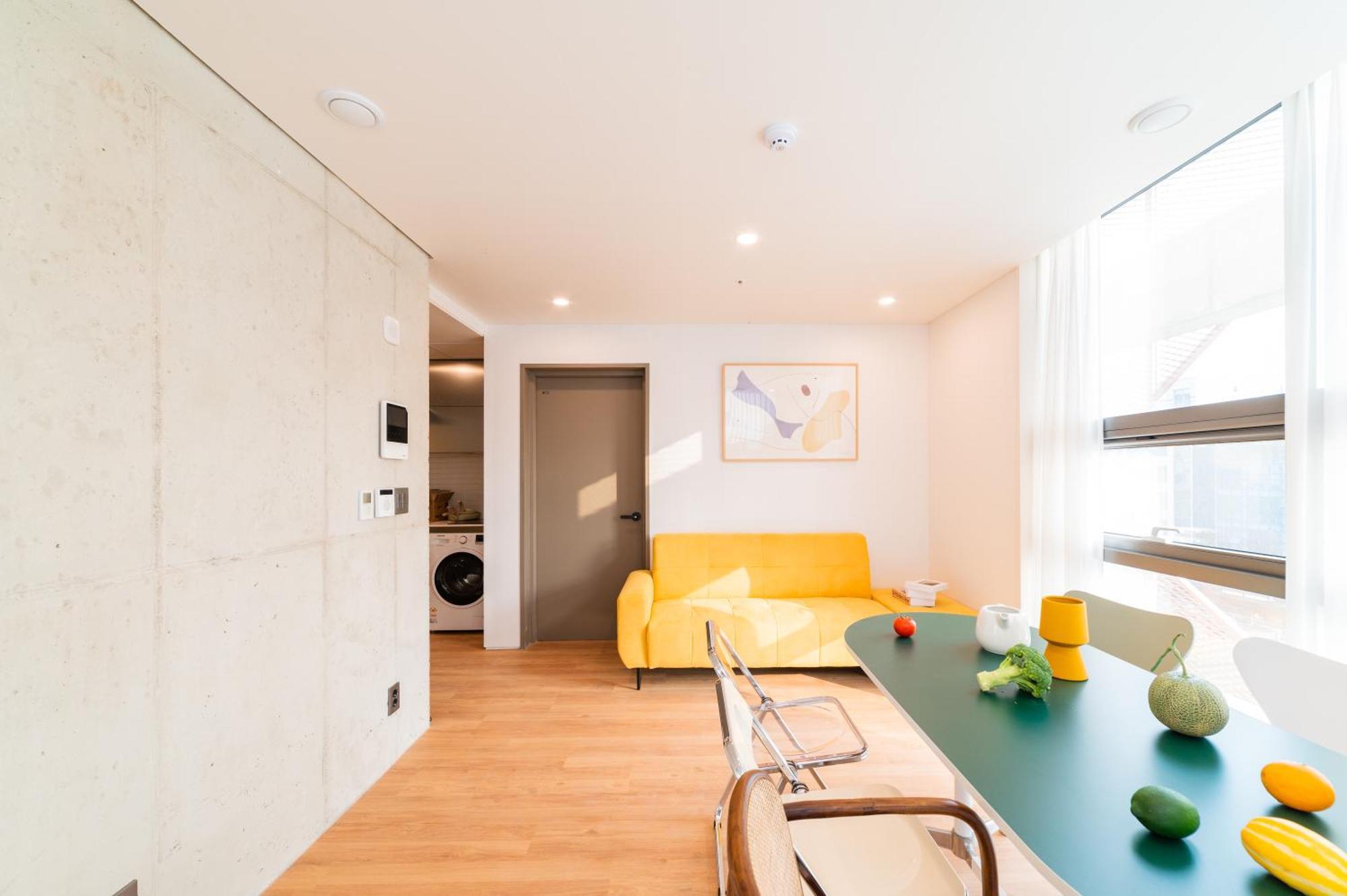 Wave Family #2 Apartment Seoul