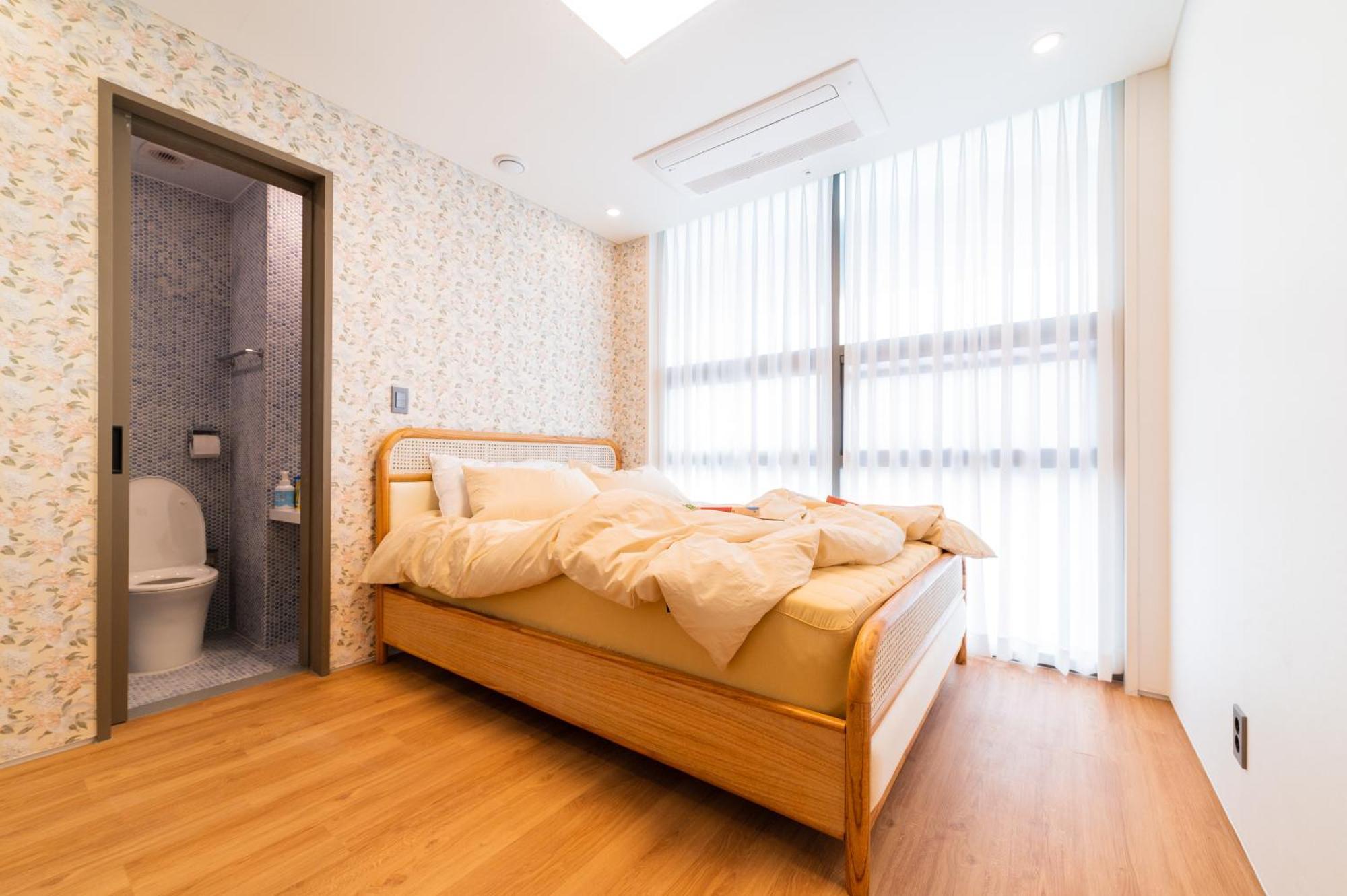 Apartment Wave Family #2 Seoul