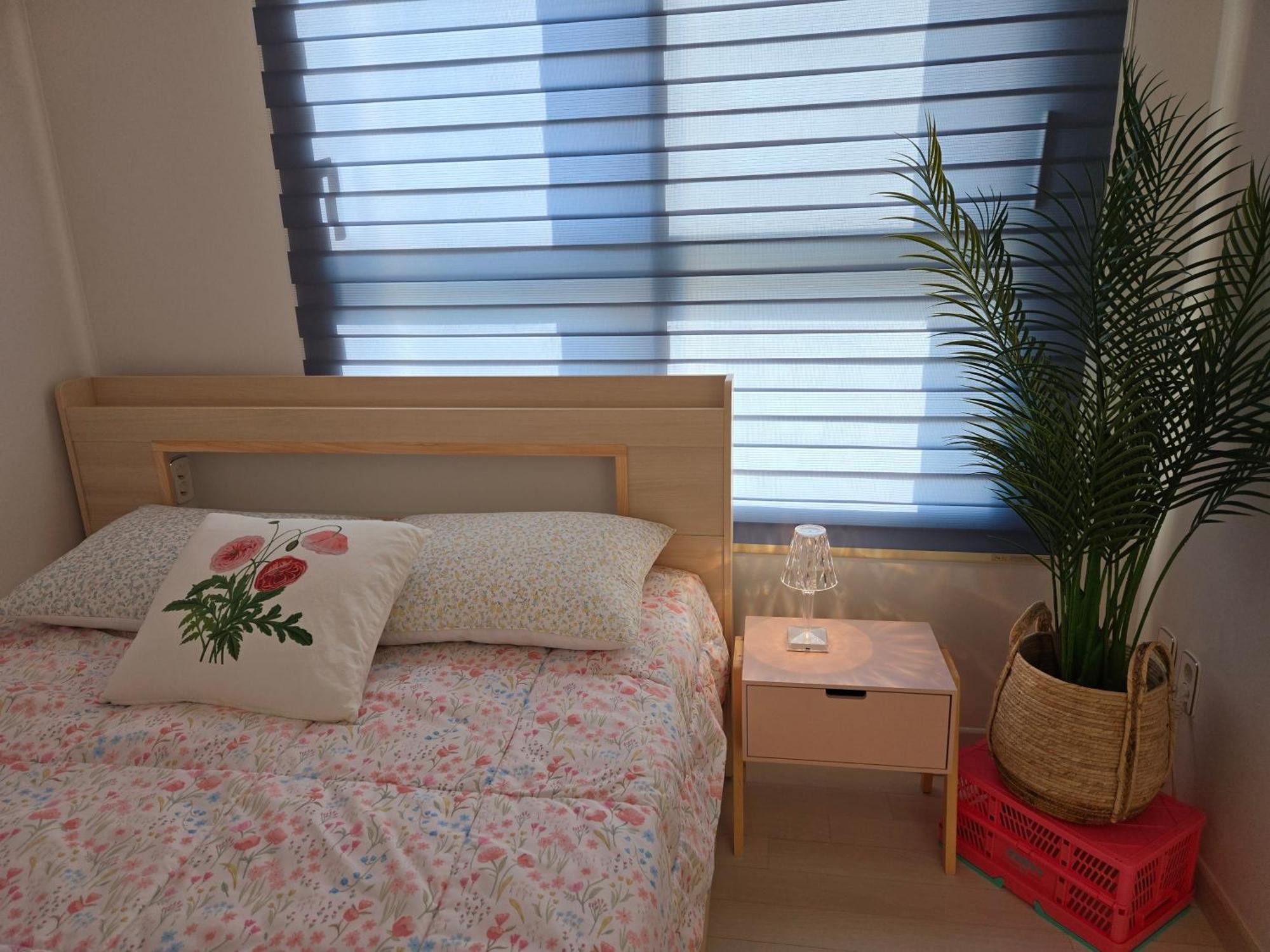 Gamseong House #gimpo Airport 10 Min #hwagok Station #netflix #beamprojet #niceview Apartment *