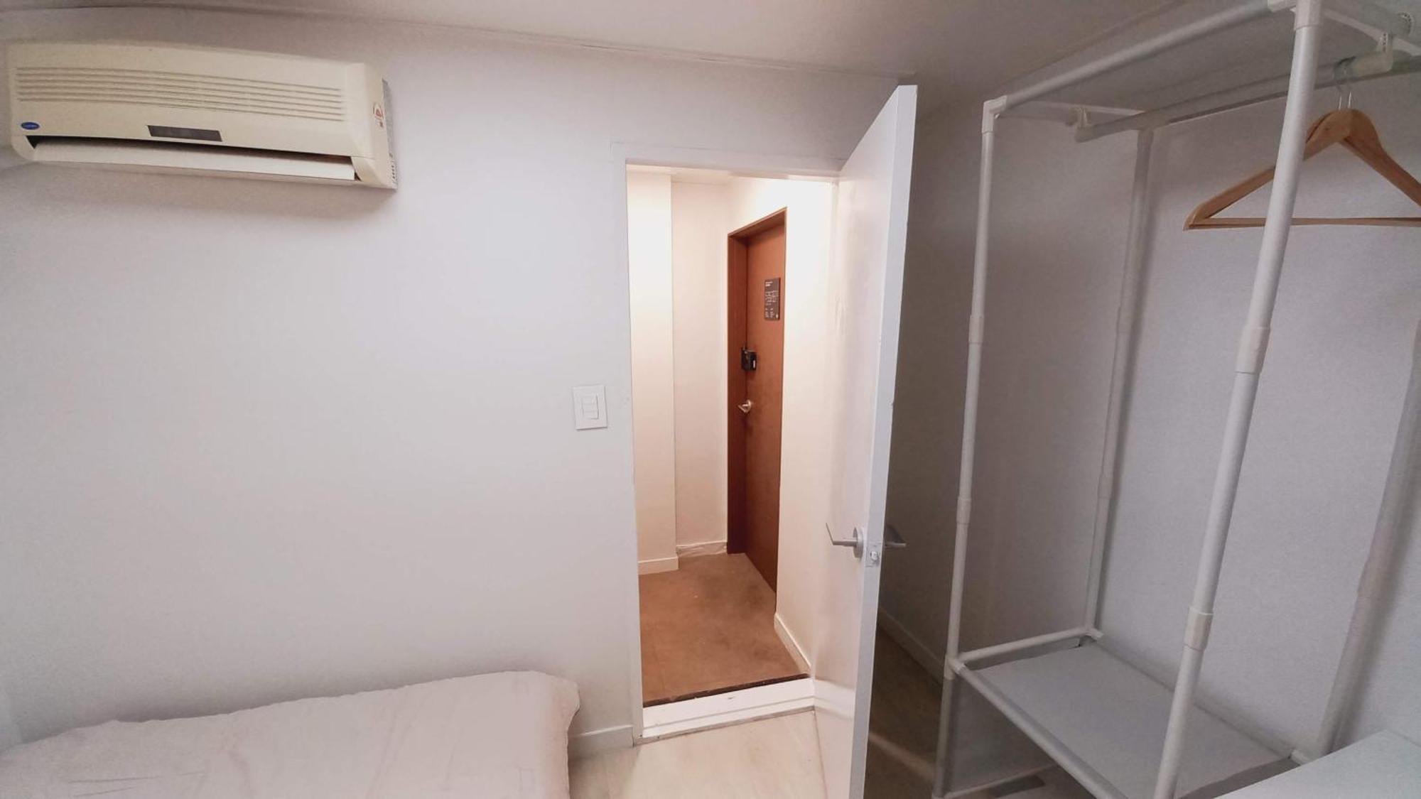 G Yongsan Guest house *