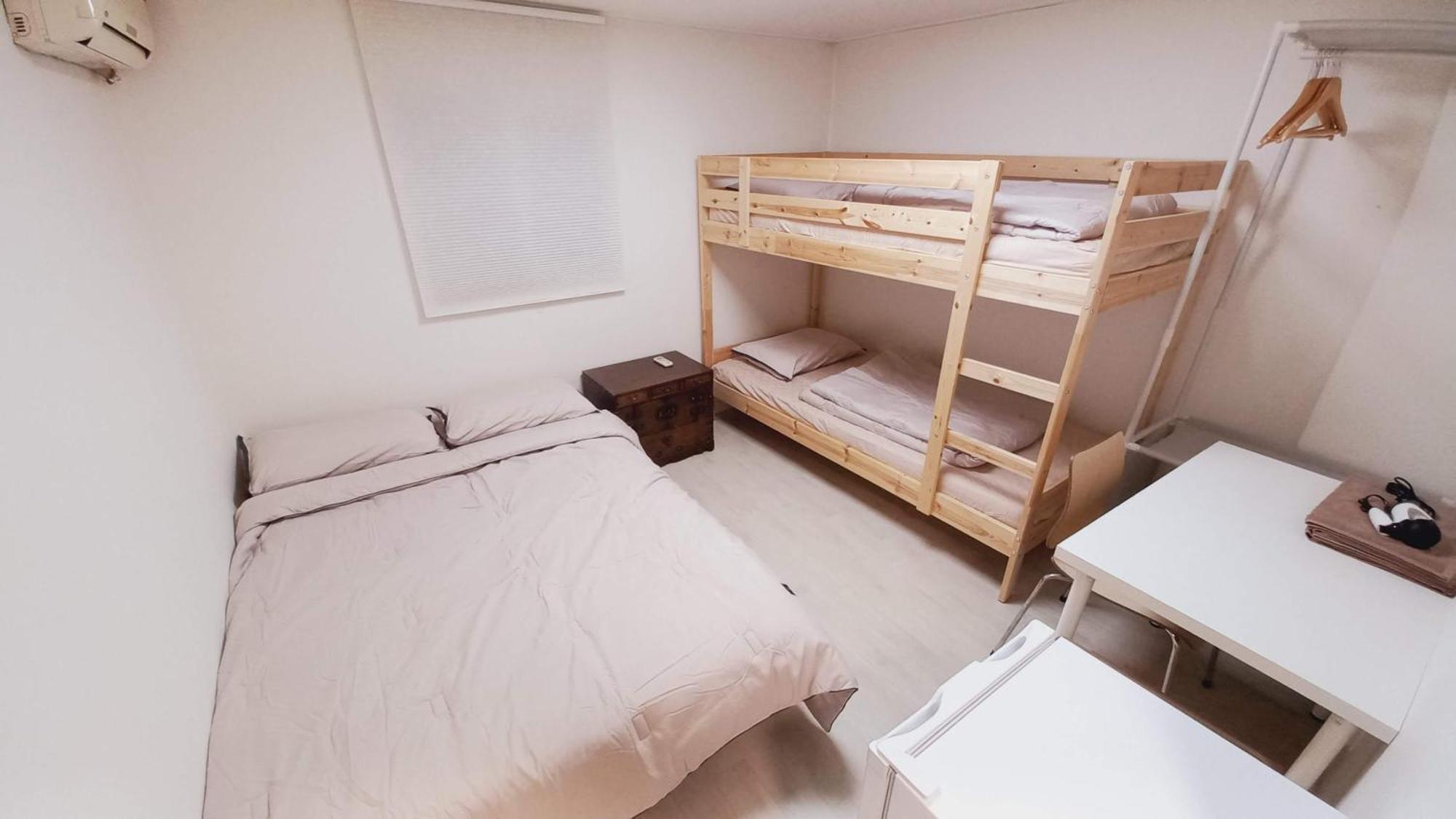 G Yongsan Guest house *