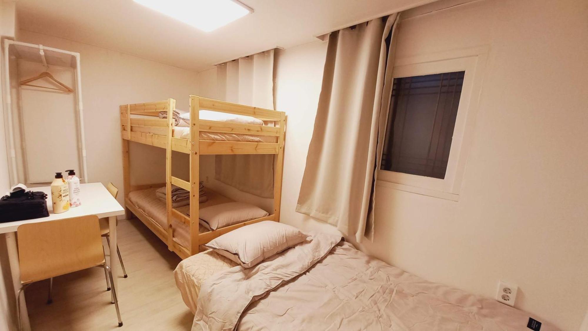 G Yongsan Guest house *