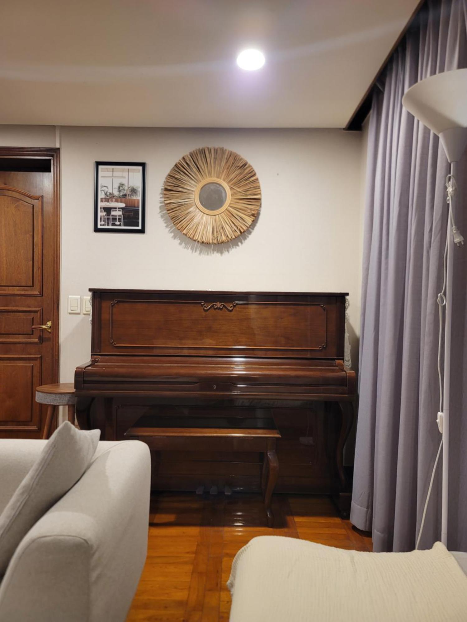 A Comfortable Detached House In The Heart Of The *