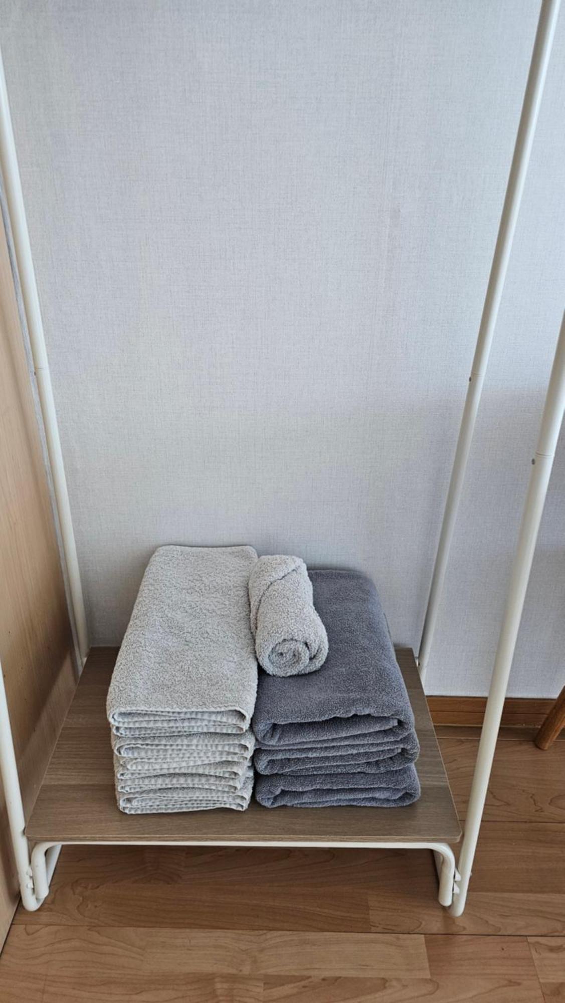 Hongdae Guesthouse3 1min From Hongik Uni Station Exit #1 * Seoul