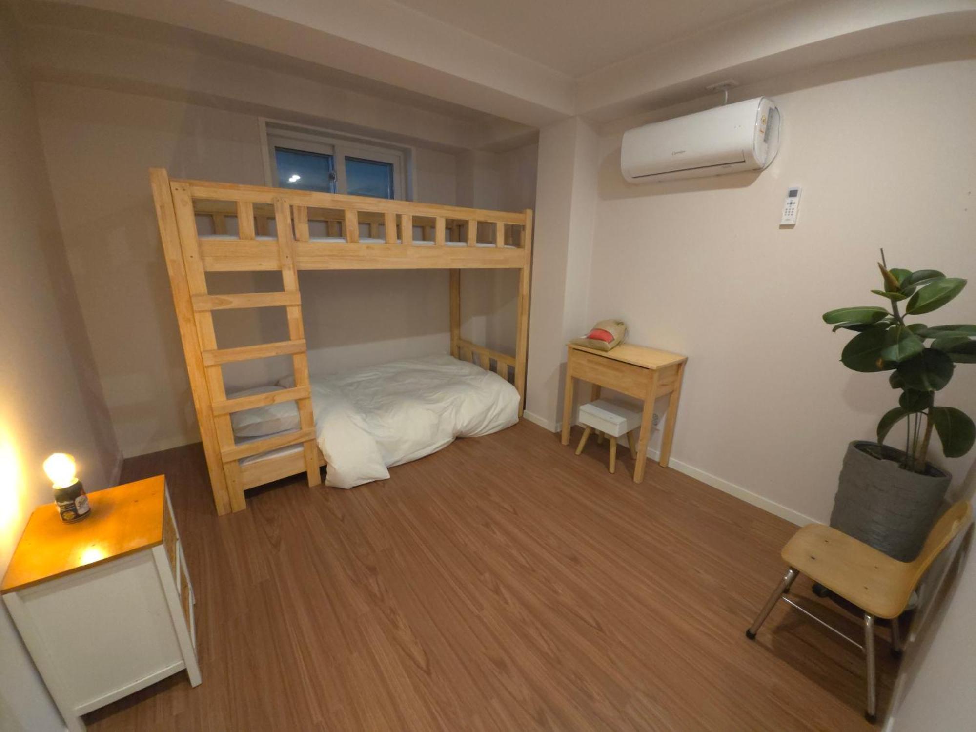 Guest house Dewey House Yeonnam